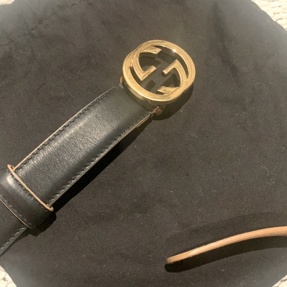 GUCCI BELT WITH INTERLOCKING GG BUCKLE - Picture 4 of 8